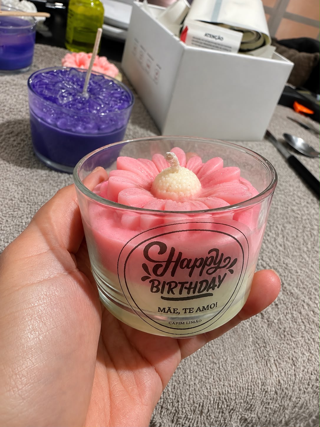 Vela aromática para aniversário
